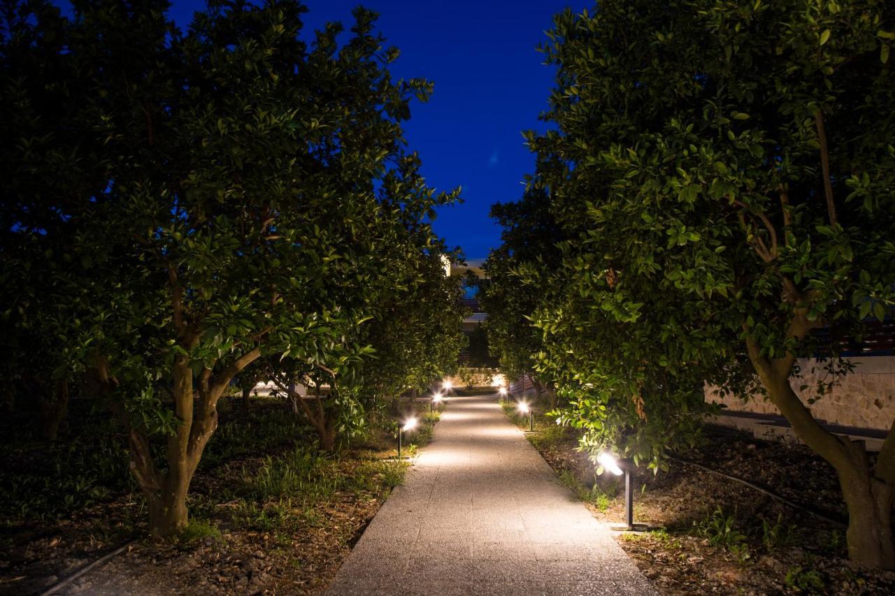 Ilyssion Holidays Hotel Іялісос Екстер'єр фото